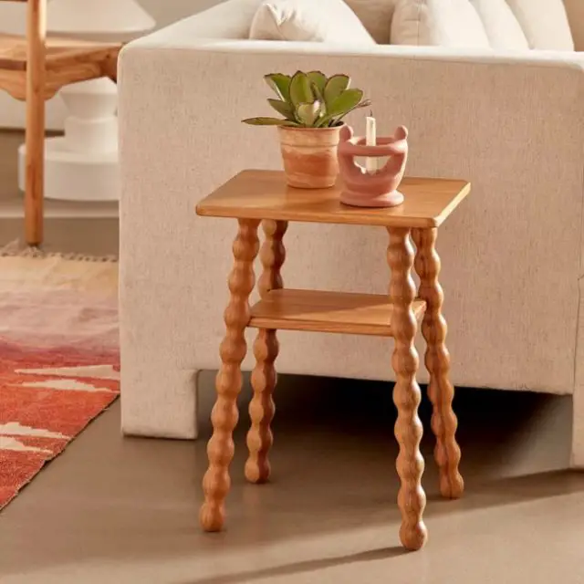 ou trouver decoration style granny chic meuble d'appoint en bois / bout de canapé vintage années 80