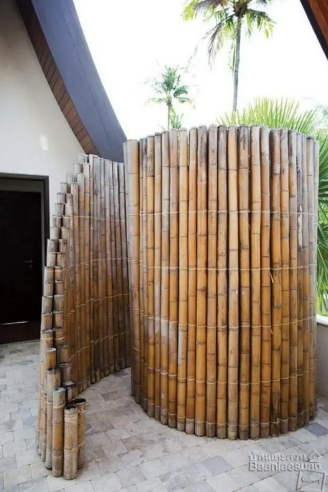 douche exterieure exemple deco bambou intimité pas cher naturel arrondi 