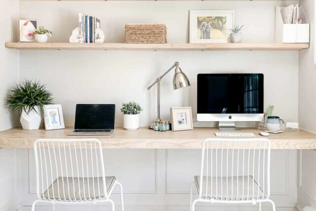 bureau mural à faire soi-même fixation étagère en bois pas cher petit espace 