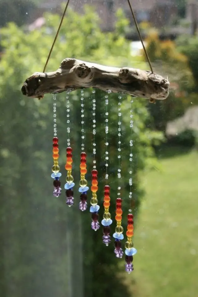 carillon bricolage récup jardin bois flotté perles facile à faire déco hippie 