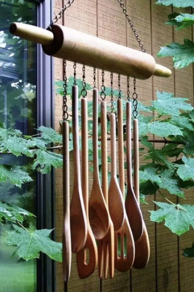 carillon éolien récup à fabriquer ustensiles de cuisine rouleau à pâtisserie bricolage jardin