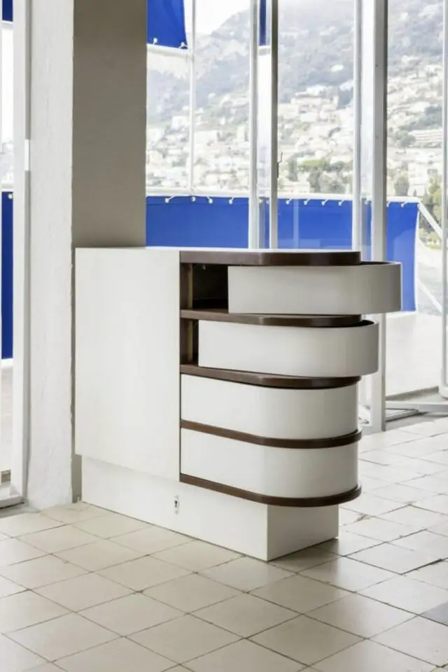 design histoire Eileen Gray leuble modulable architecture intérieur ameublement culte modernisme 