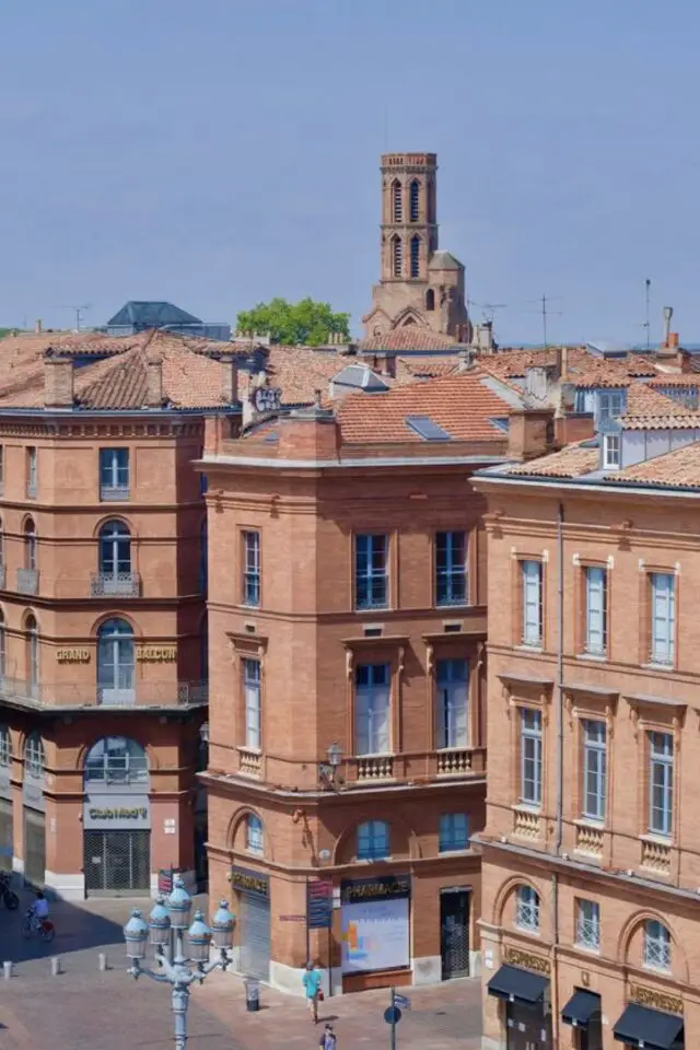 toulouse patrimoine a decouvrir centre ville rose promenade culturelle découverte urbanisme et histoire 