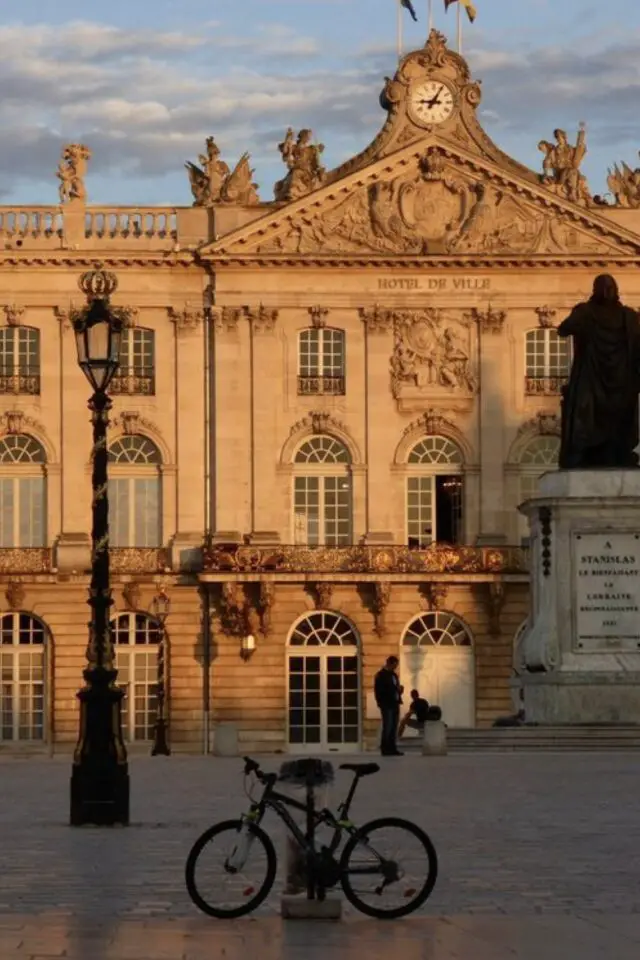 vacances decouverte patrimoine Nancy architecture promenade à pied histoire 