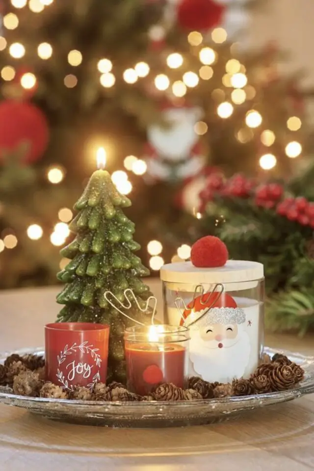 inspiration décoration de Noël bougies traditionnel rouge blanc vert père noël sapin plateau 