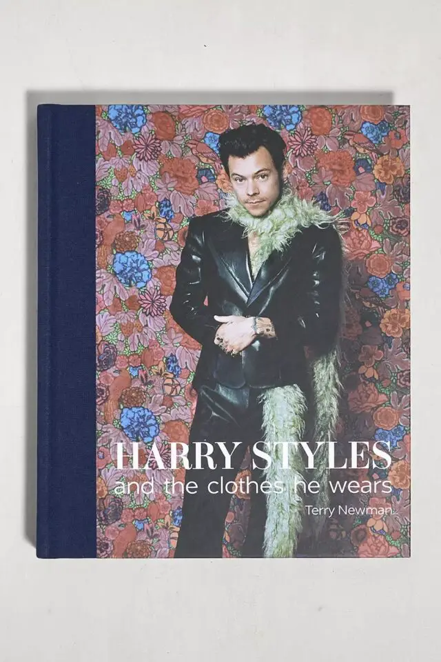 Harry Styles & The Clothes He Wears par Terry Newman