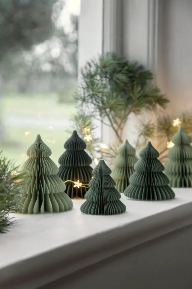 décoration maison noël couleur vert exemple sapin en papier petite déco à poser pas cher 