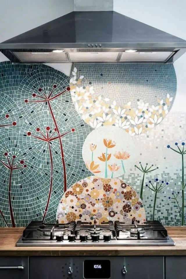 choix revêtement mural caractéristique mosaïque crédence cuisine originale 