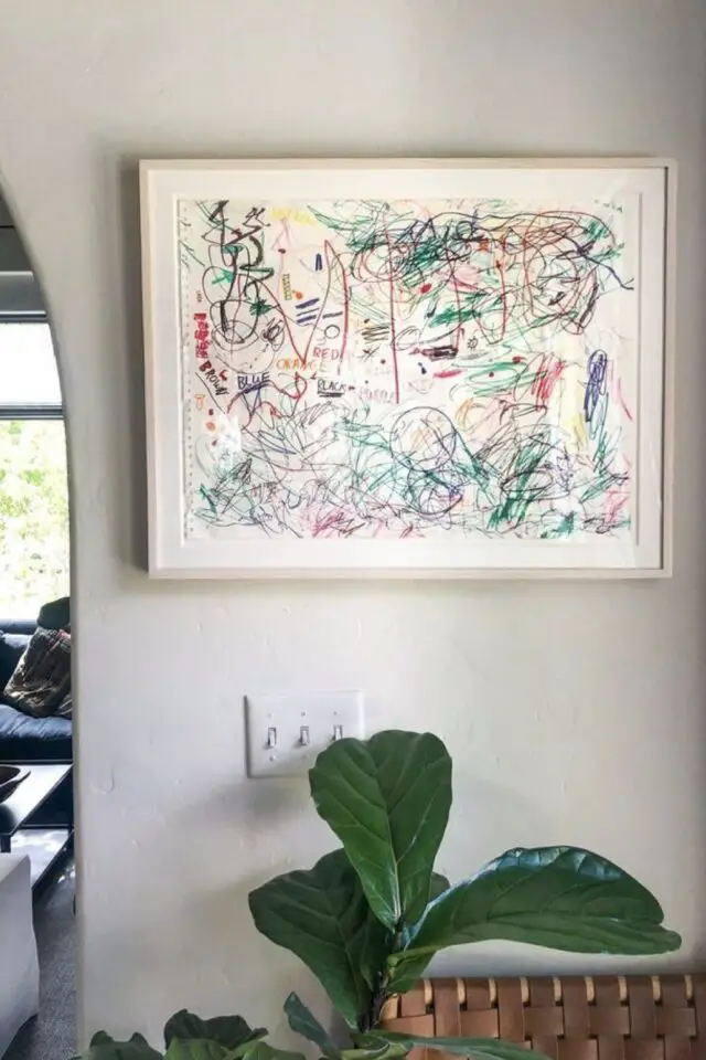 déco mur dessin d'enfants cadre avec passe-partout idée facile petit budget maison familiale 