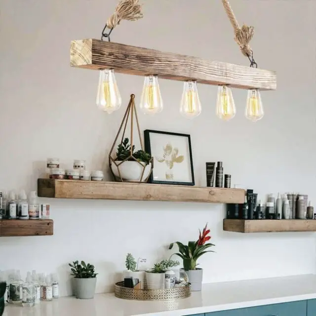 Suspension en bois 5 ampoules esprit rustique 