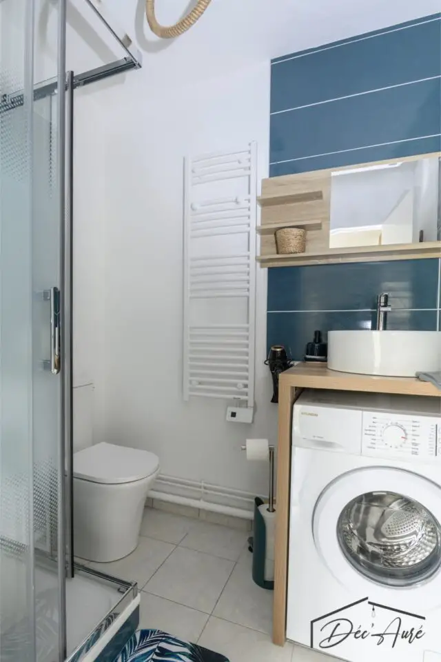 avant après rénovation aménagement studio 23m2 Déc'Auré salle de bain petit espace modernisé avec toilette douche et machine à laver 