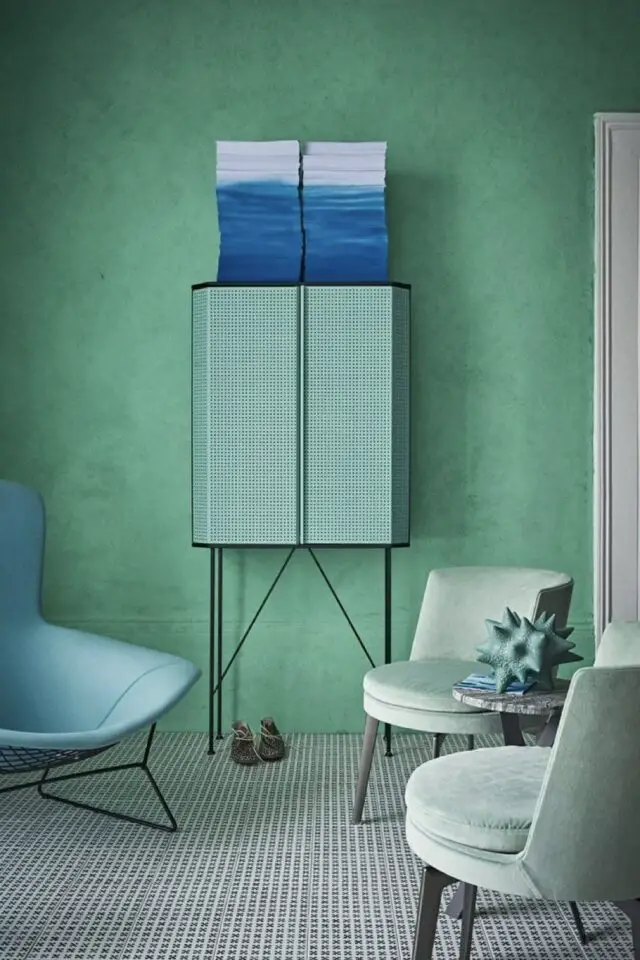 association couleur vert bleu déco petit salon séjour ambiance calme et douce épurée 