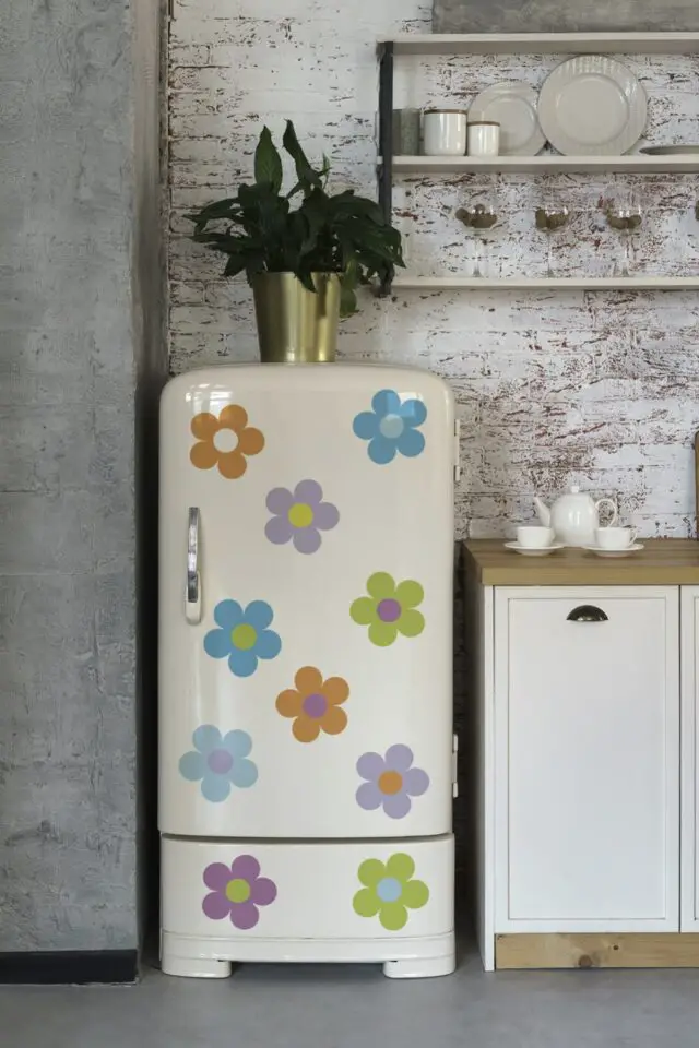 décoration mur stickers moderne relooking frigo cuisine fleur vintage 